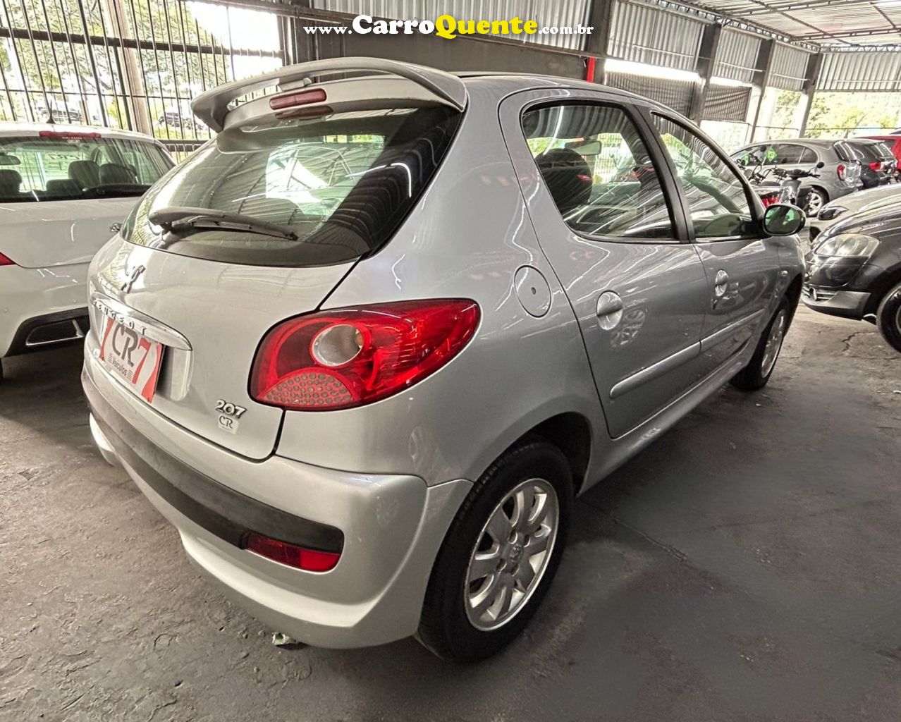 PEUGEOT   207 XR 1.4 FLEX 8V 5P   PRATA 2011 1.4 FLEX - Loja