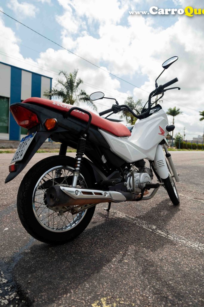 HONDA   POP 110I   BRANCO 2023 109 GASOLINA - Loja