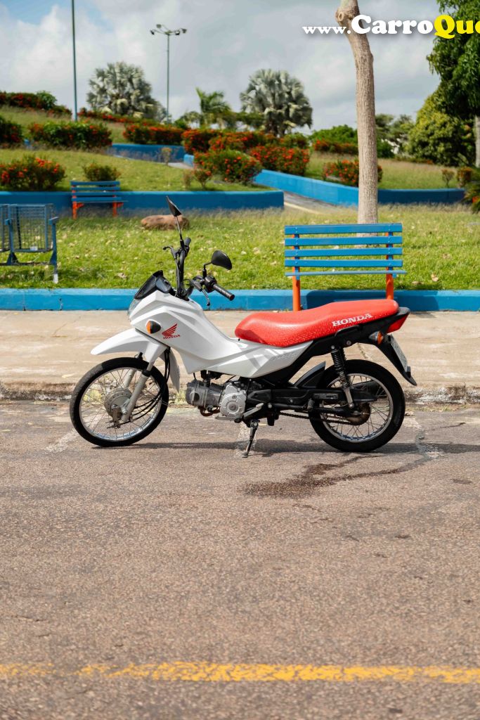HONDA   POP 110I   BRANCO 2023 109 GASOLINA - Loja