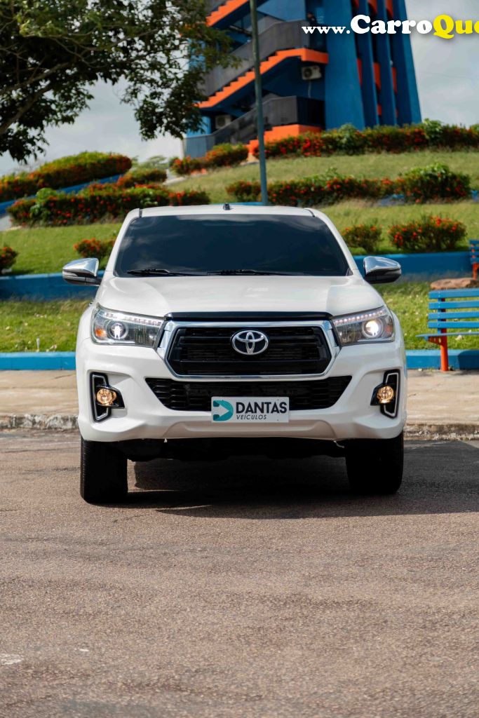 TOYOTA   HILUX CD SRX 4X4 2.8 TDI 16V DIESEL AUT.   BRANCO 2019 2.8 DIESEL - Loja