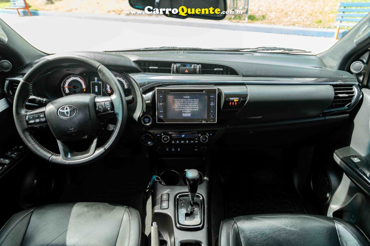 TOYOTA   HILUX CD SRX 4X4 2.8 TDI 16V DIESEL AUT.   BRANCO 2019 2.8 DIESEL - Loja