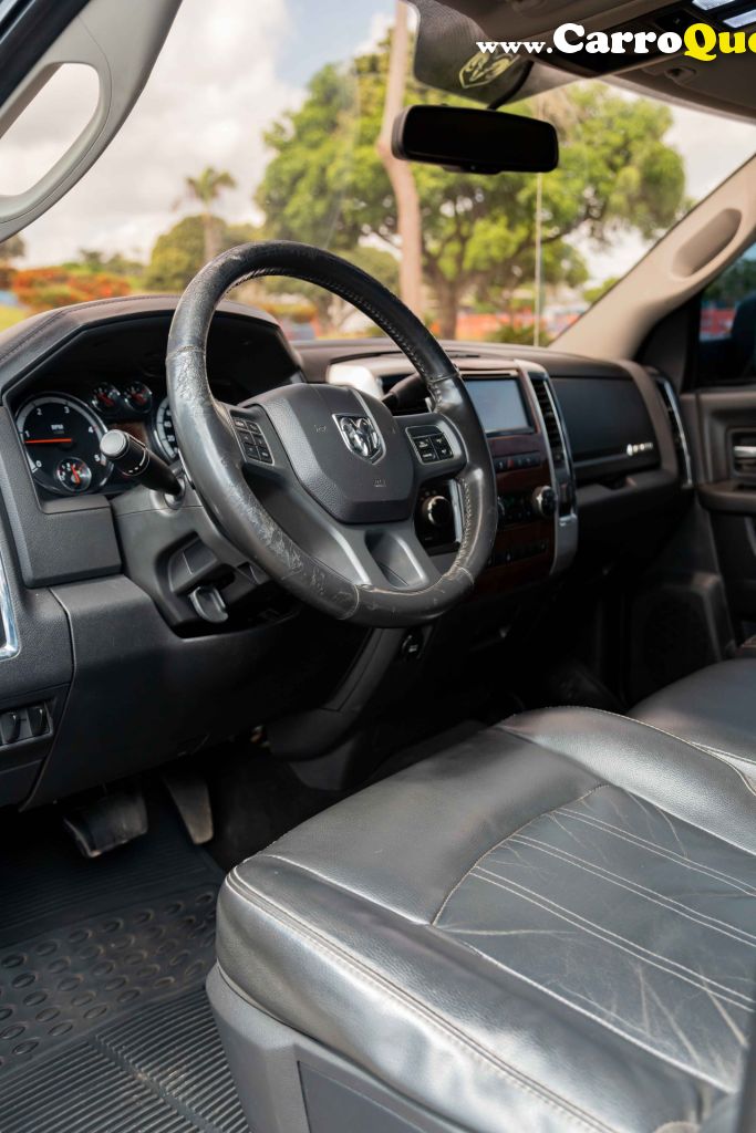 RAM   2500 LARAMIE  6.7 TDI  CD 4X4 DIESEL   CINZA 2012 6.7 DIESEL - Loja