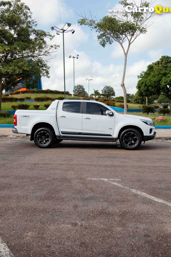 CHEVROLET   S10 P-UP H.COUNTRY 2.8 4X4 CD DIES.AUT.   BRANCO 2021 2.8 DIESEL - Loja