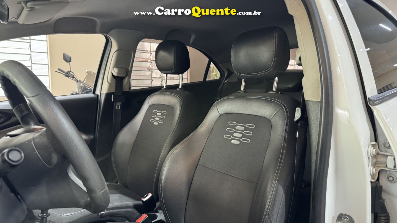 CHEVROLET   ONIX HATCH LT 1.0 8V FLEXPOWER 5P MEC.   BRANCO 2019 1.0 FLEX - Loja
