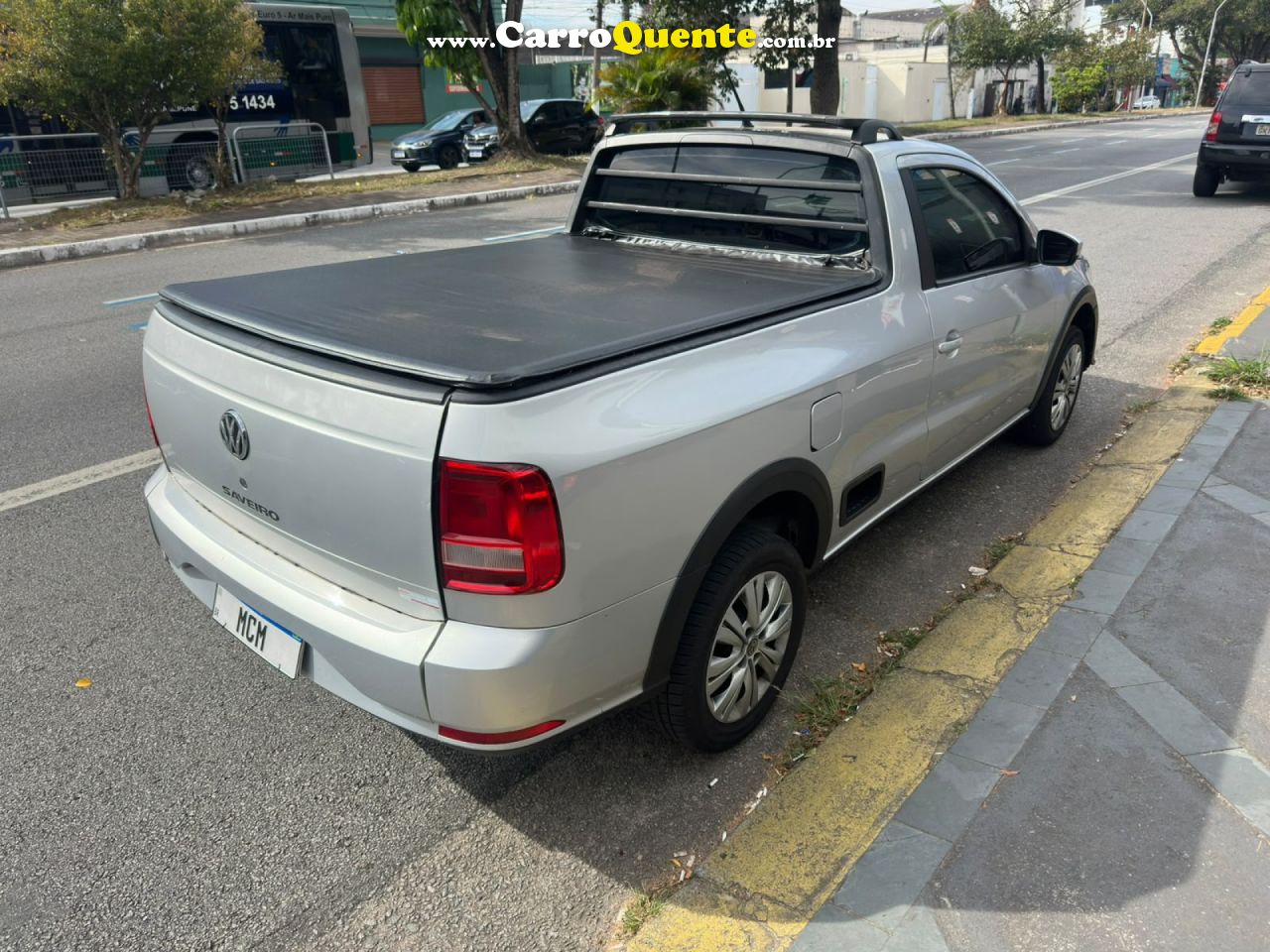 VOLKSWAGEN   SAVEIRO TRENDLINE 1.6 T.FLEX 8V   PRATA 2020 1.6 FLEX - Loja