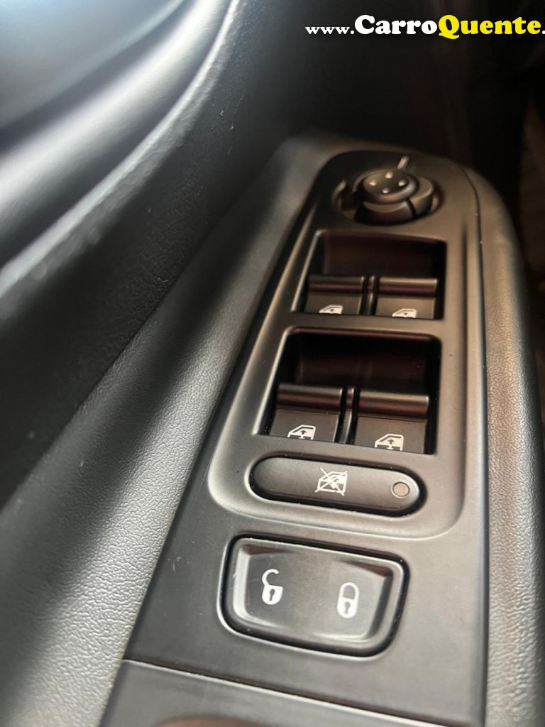 JEEP   RENEGADE LONGITUDE 1.8 4X2 FLEX 16V AUT.   AZUL 2020 1.8 FLEX - Loja