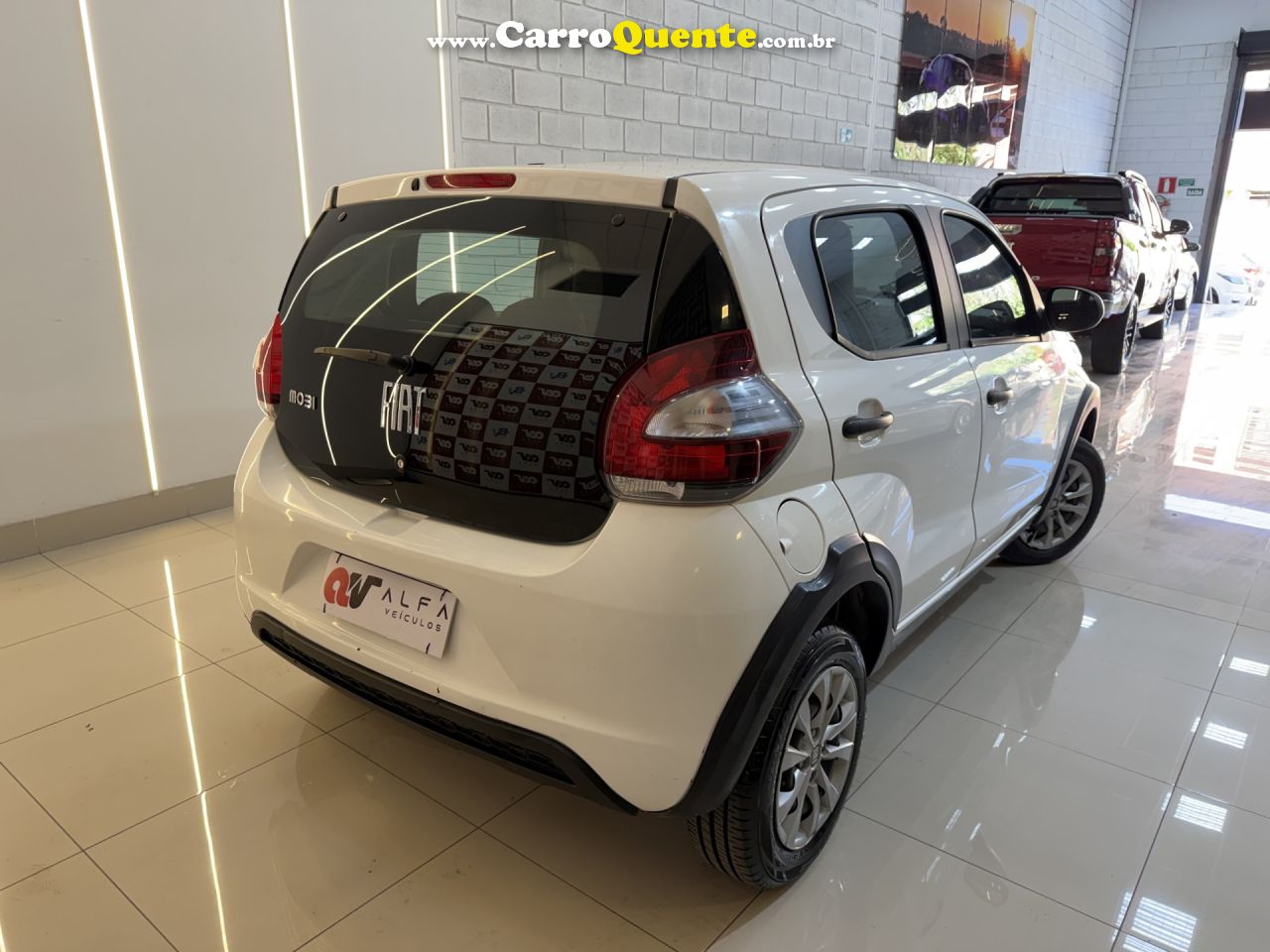 FIAT   MOBI LIKE 1.0 FIRE FLEX 5P.   BRANCO 2024 1.0 FLEX - Loja