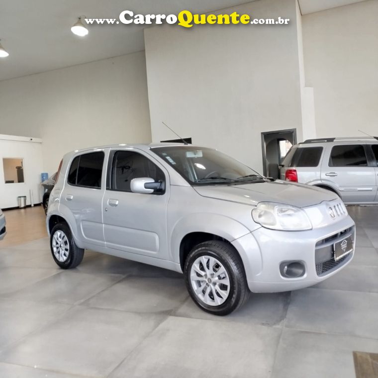 Fiat UNO 1.0 EVO VIVACE 8V FLEX 4P MANUAL - Loja