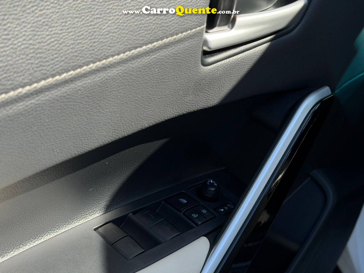 TOYOTA COROLLA CROSS 1.8 VVT-I XRX 2025 - Loja