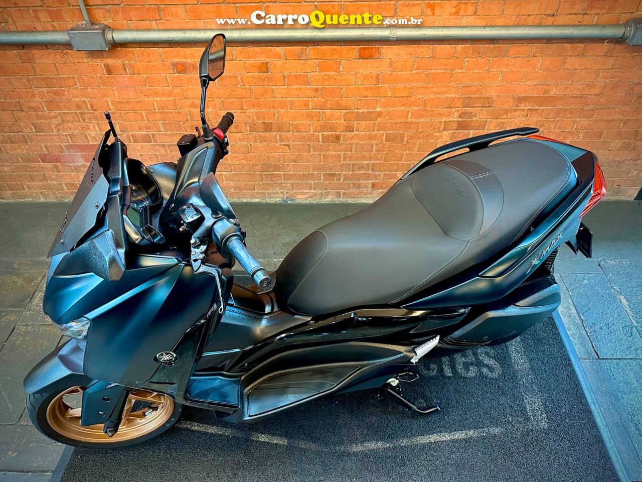 YAMAHA XMAX 250 CONNECTED ABS 2024 - Loja