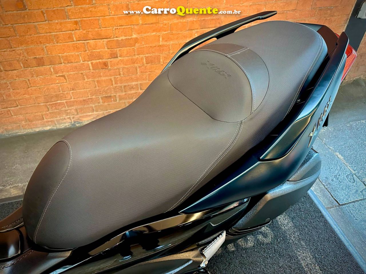 YAMAHA XMAX 250 CONNECTED ABS 2024 - Loja