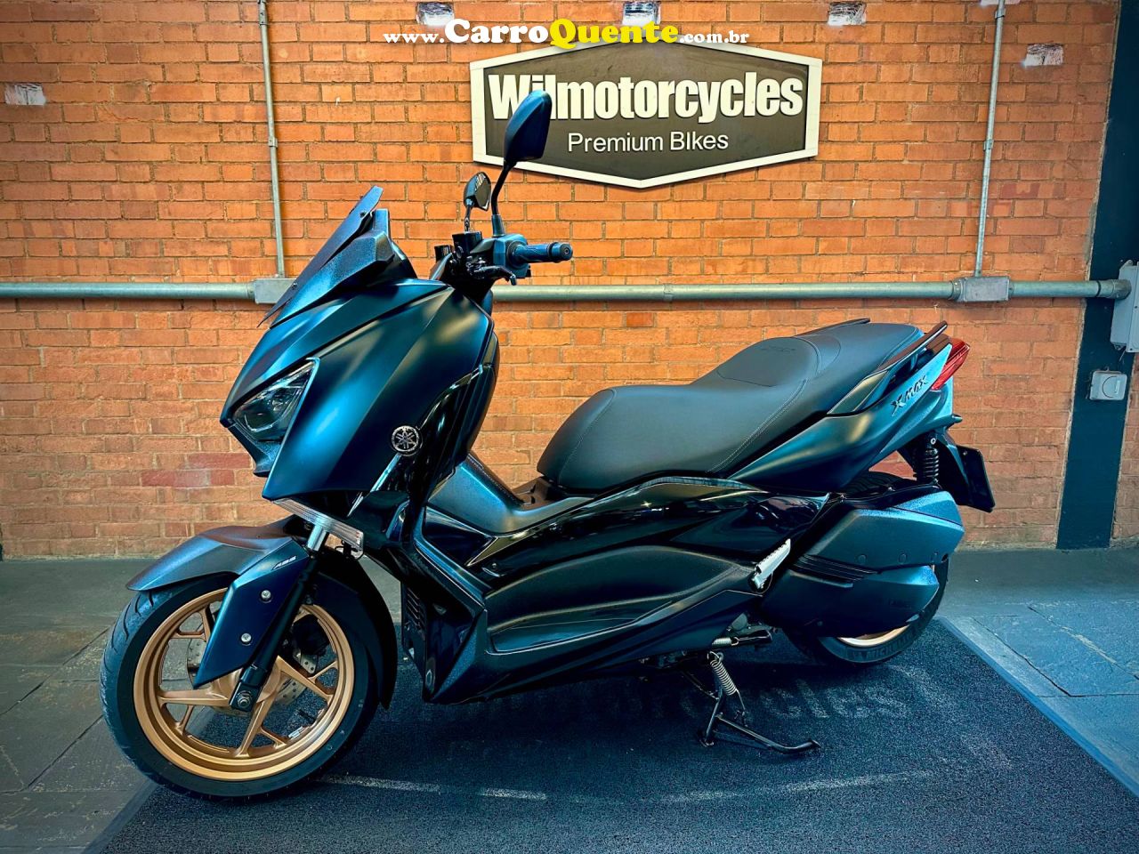 YAMAHA XMAX 250 CONNECTED ABS 2024 - Loja