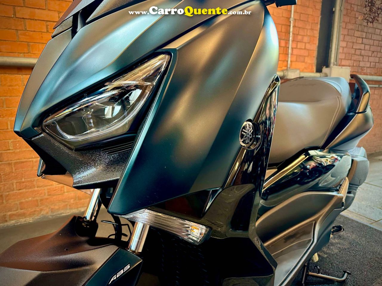 YAMAHA XMAX 250 CONNECTED ABS 2024 - Loja