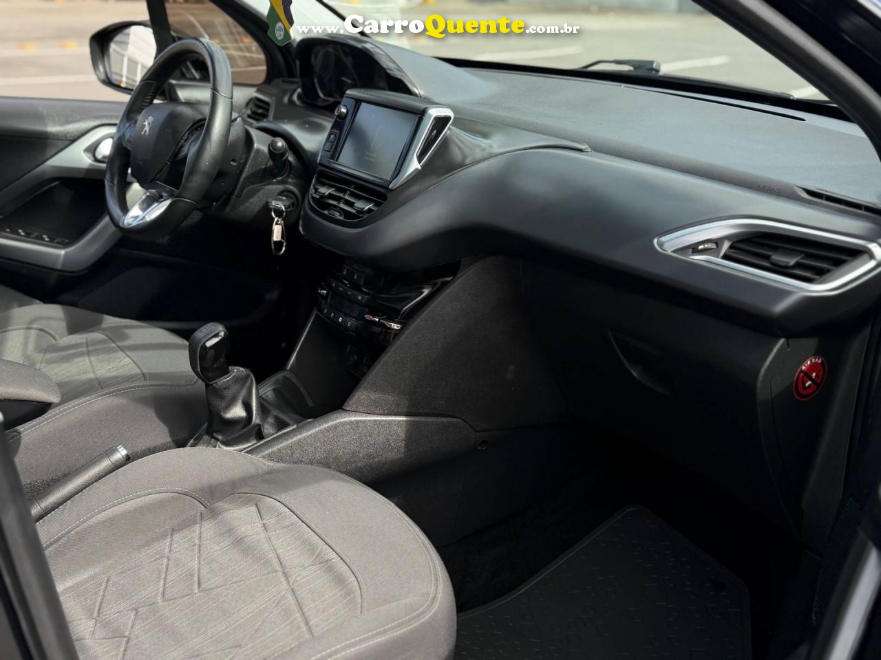 PEUGEOT 208 1.6 GRIFFE 16V 2015 - Loja