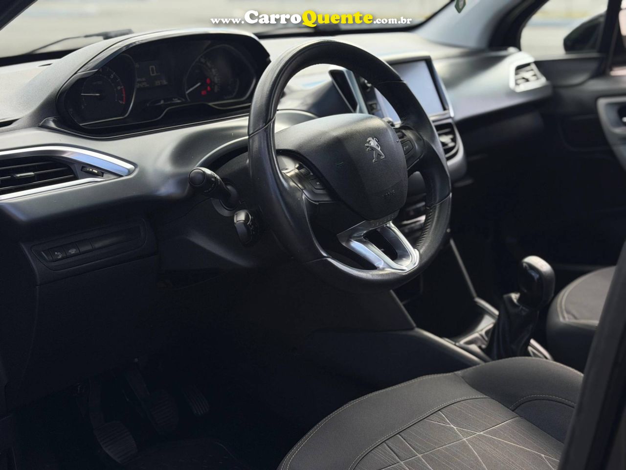 PEUGEOT 208 1.6 GRIFFE 16V 2015 - Loja