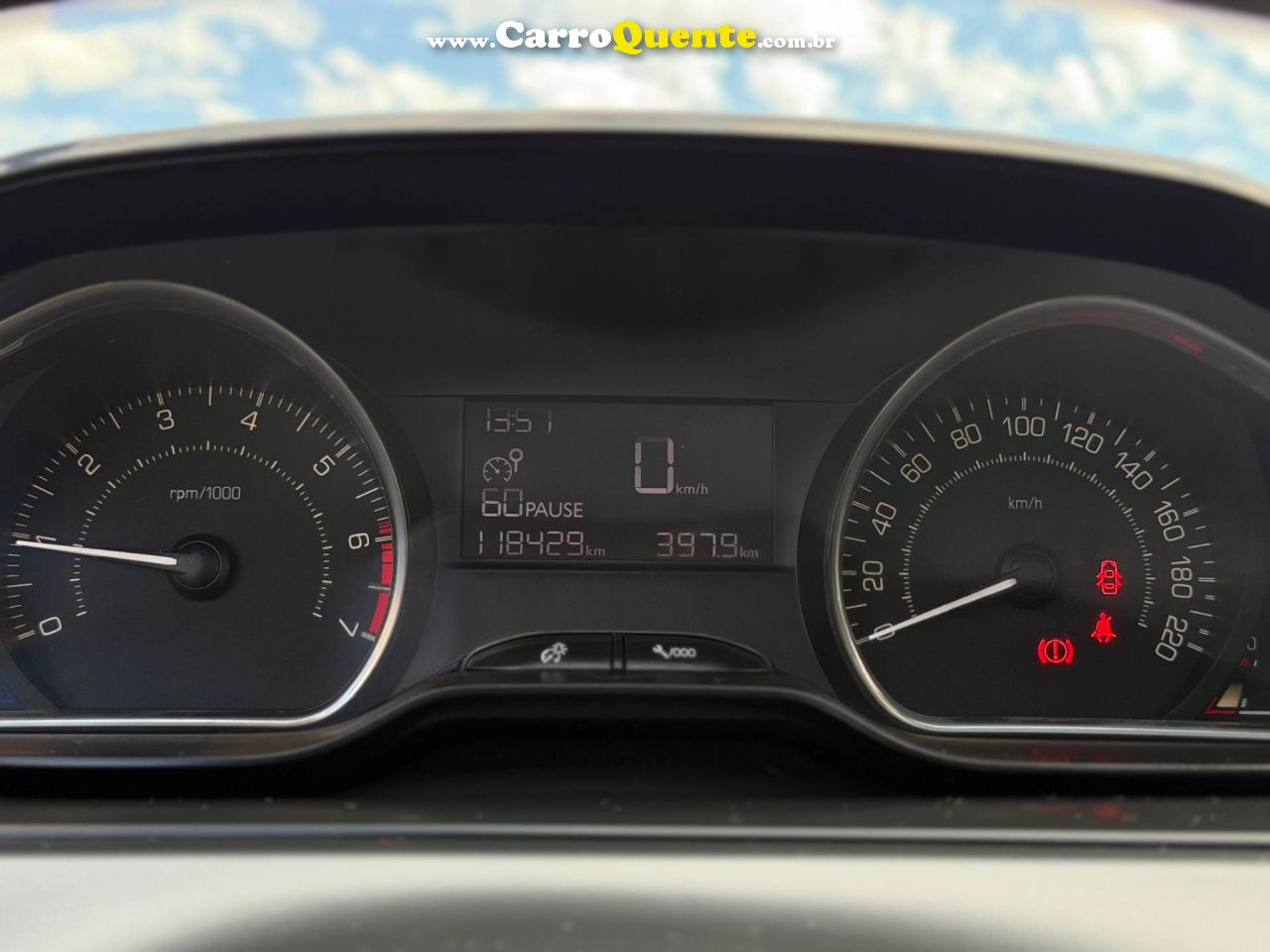 PEUGEOT 208 1.6 GRIFFE 16V 2015 - Loja