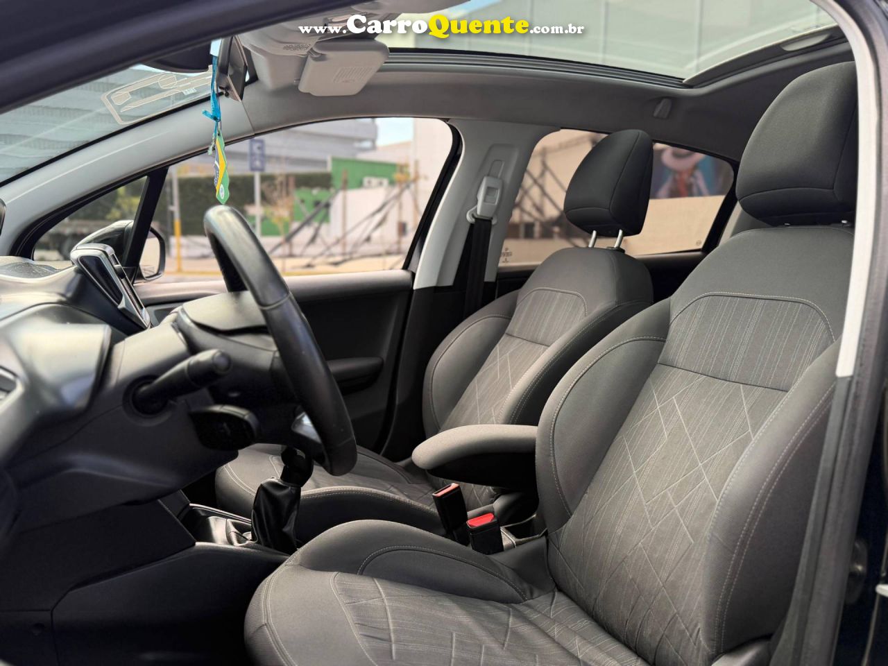 PEUGEOT 208 1.6 GRIFFE 16V 2015 - Loja