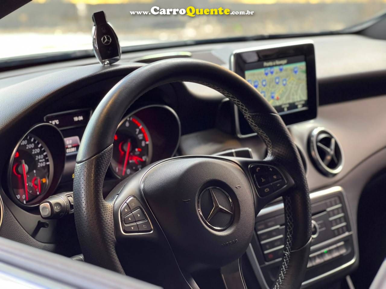 MERCEDES-BENZ GLA 200 1.6 CGI ADVANCE 16V TURBO 2016 - Loja