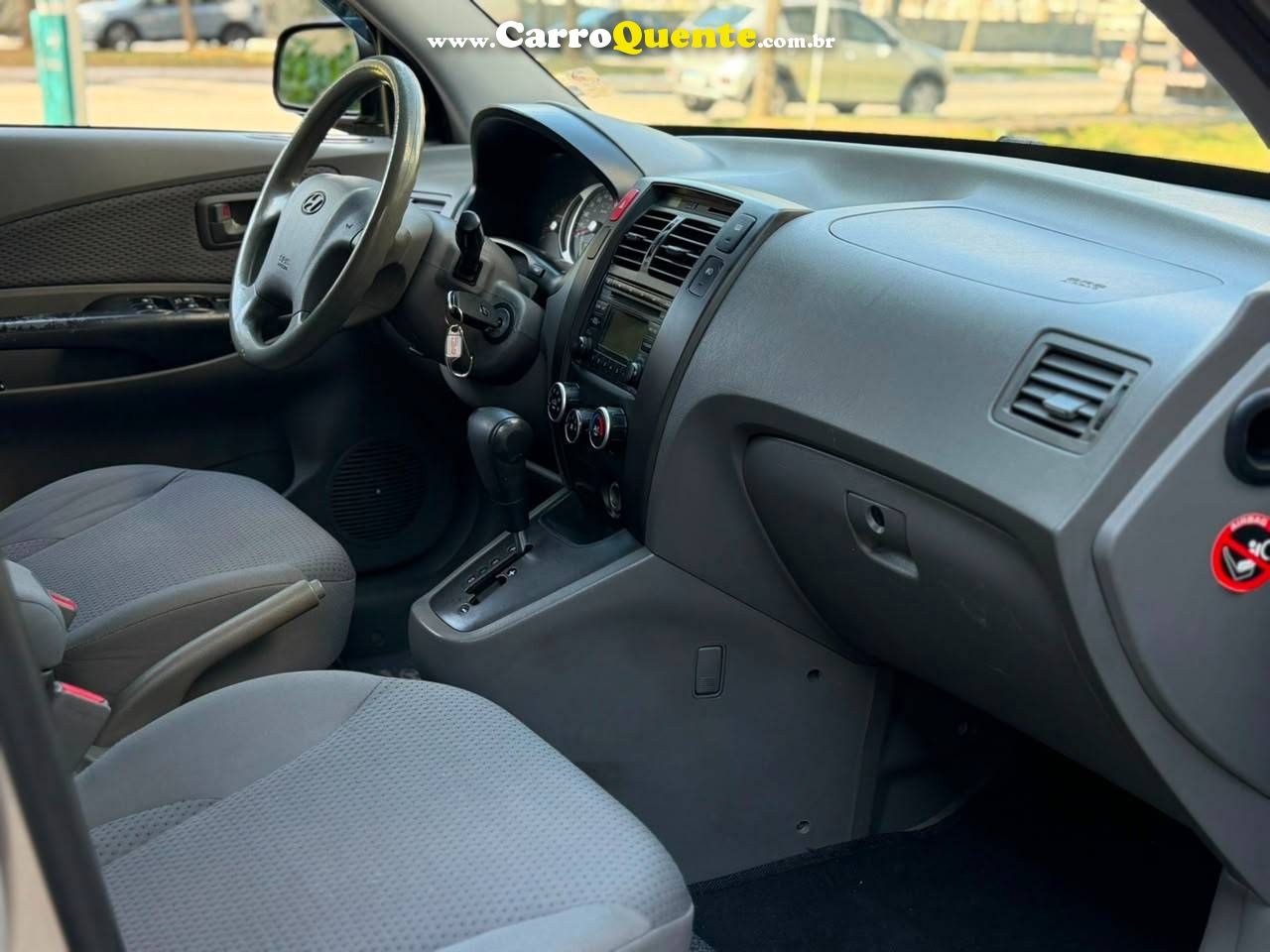 HYUNDAI TUCSON 2.0 GL 2WD 16V 2010 - Loja