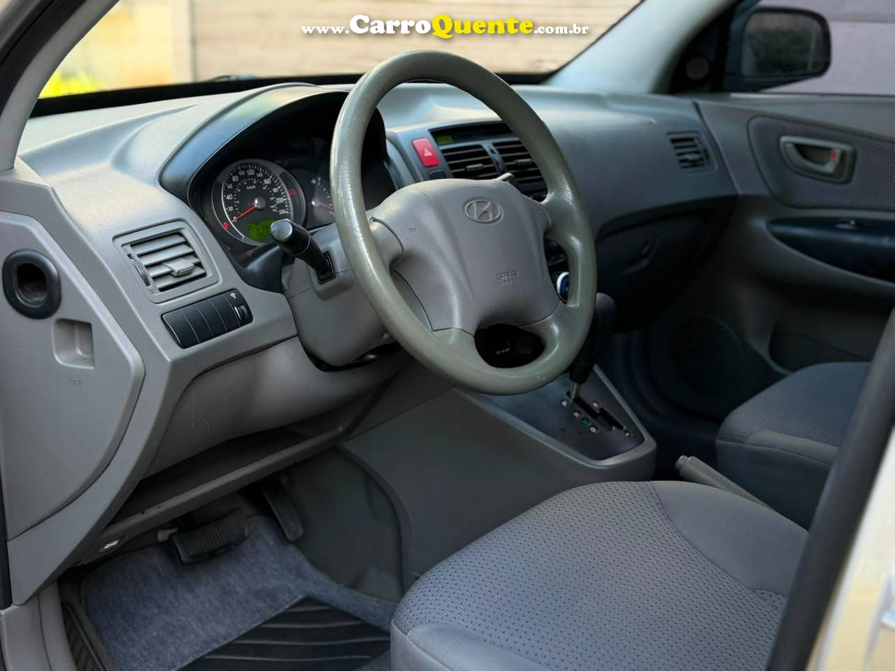 HYUNDAI TUCSON 2.0 GL 2WD 16V 2010 - Loja