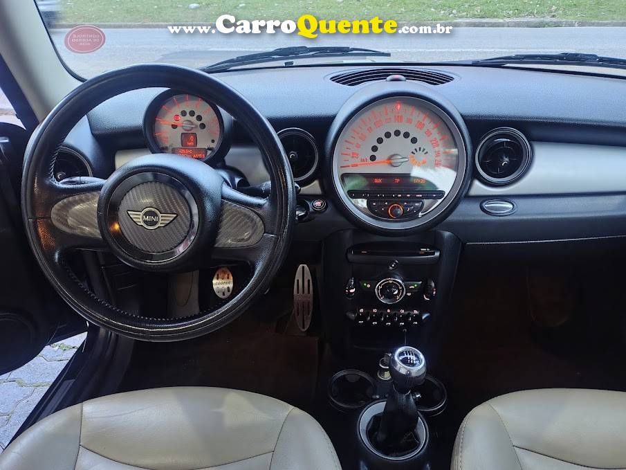 MINI ONE 1.6 16V 2011 - Loja