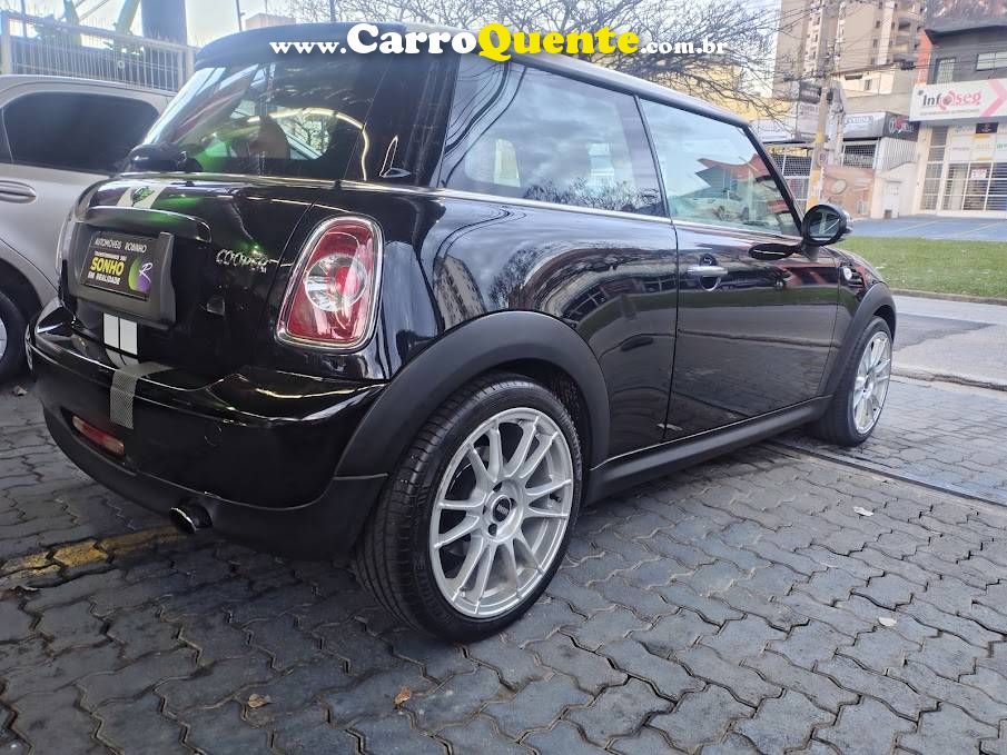 MINI ONE 1.6 16V 2011 - Loja