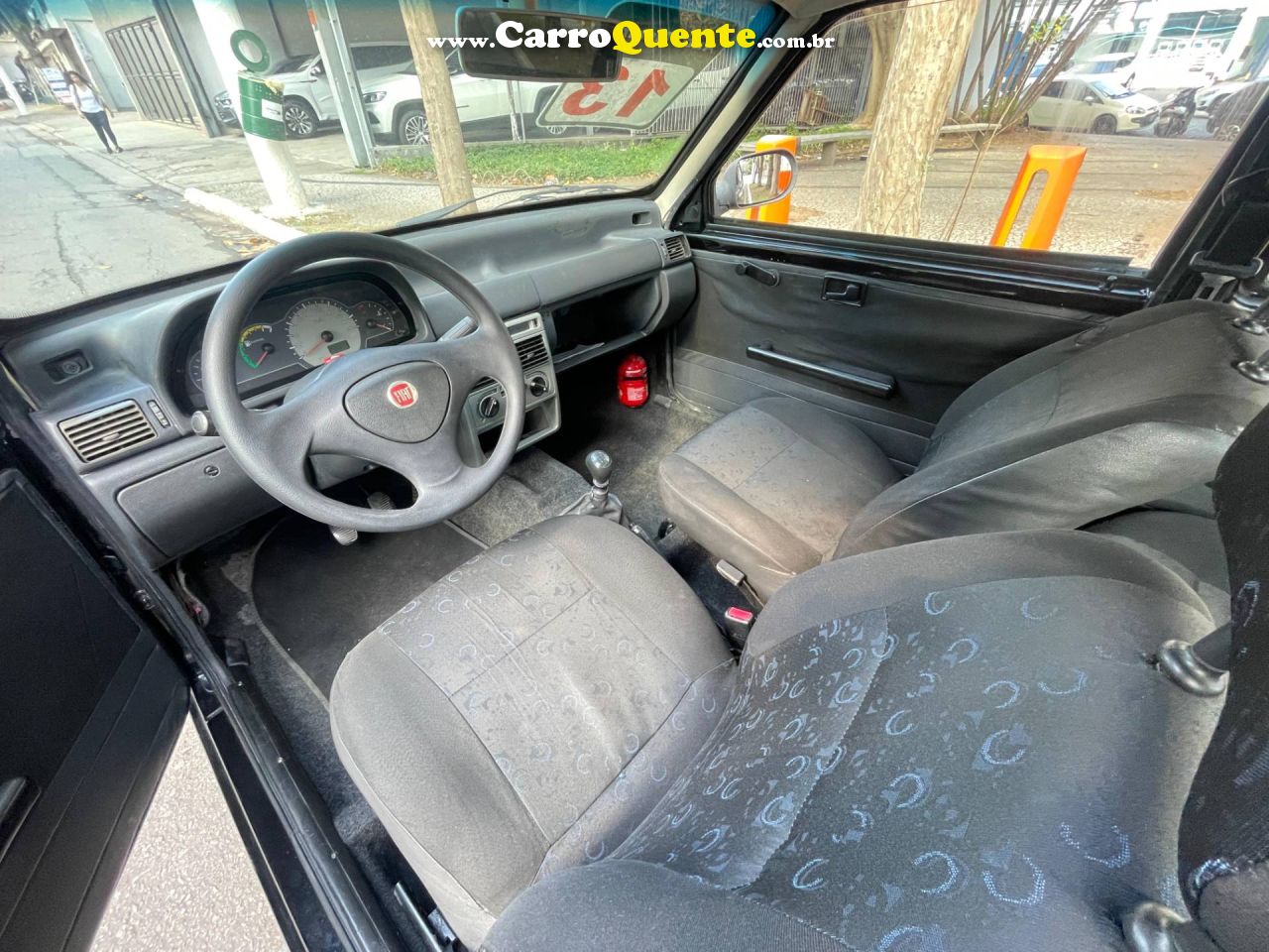 FIAT UNO 1.0 MPI MILLE FIRE ECONOMY 8V 2013 - Loja