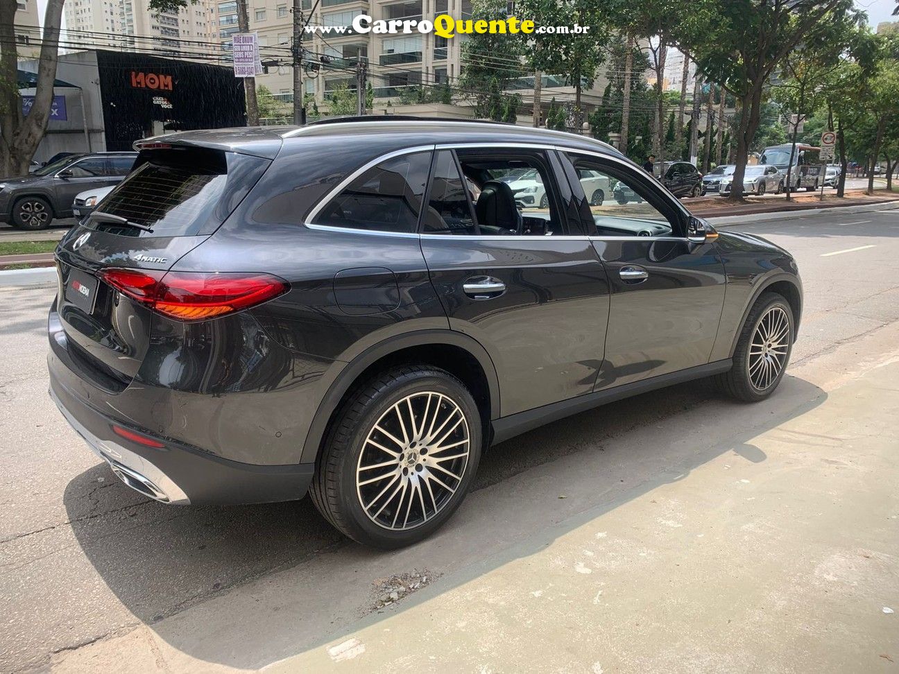 MERCEDES-BENZ GLC 300 2.0 MHEV 4MATIC 2024 - Loja