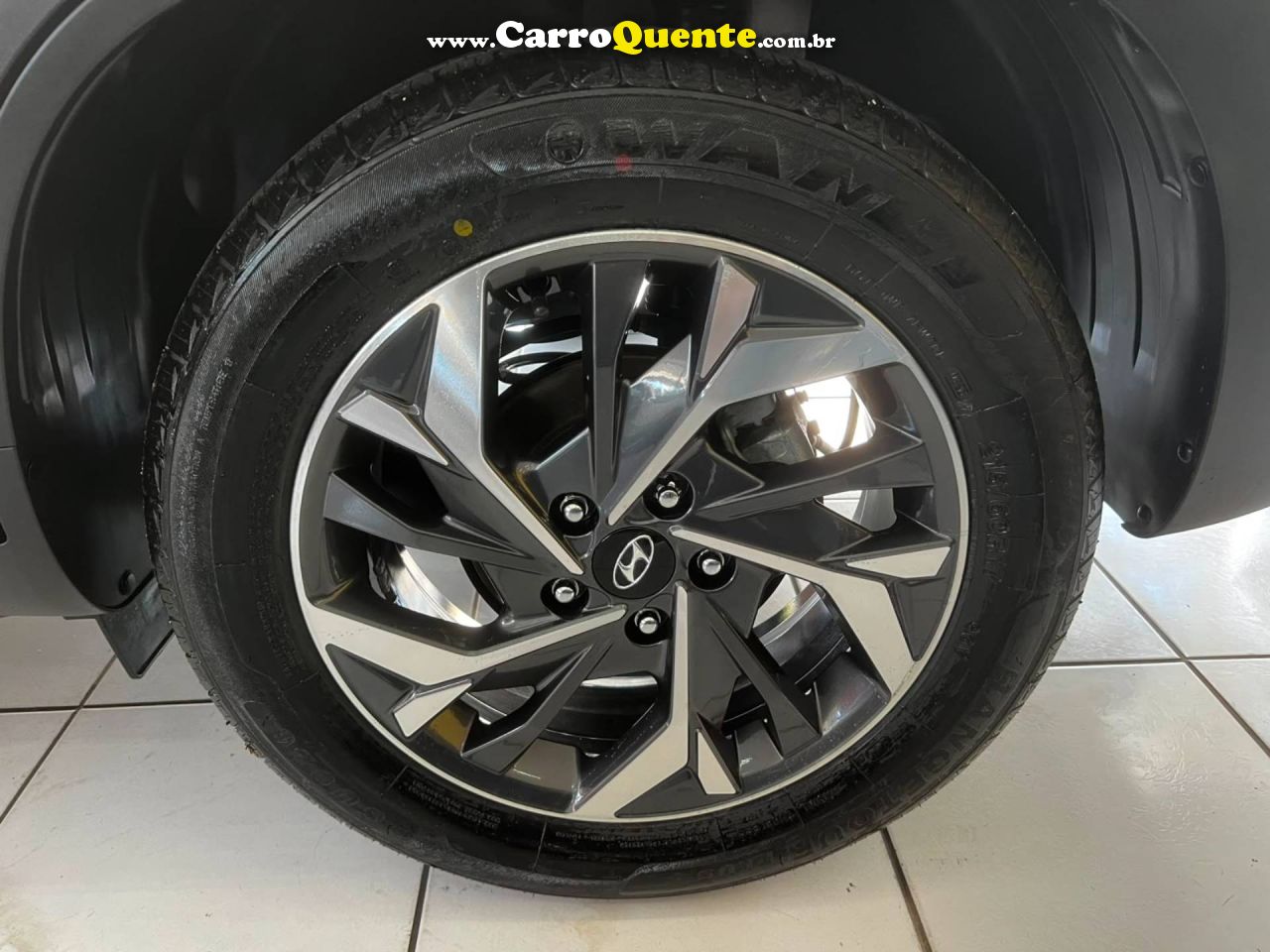 HYUNDAI CRETA 1.0 TGDI LIMITED 2022 - Loja