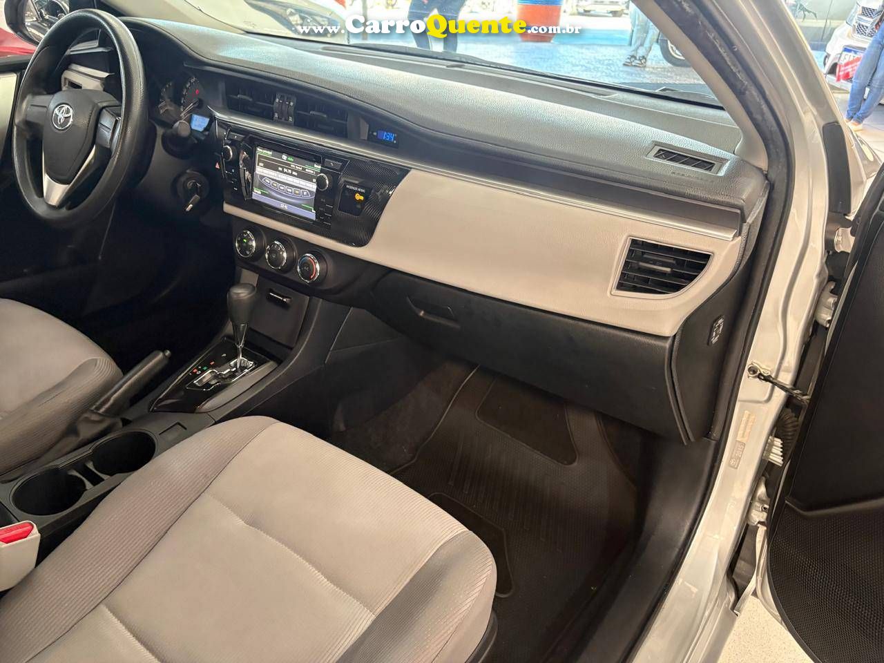 TOYOTA COROLLA 1.8 GLI 16V 2016 - Loja