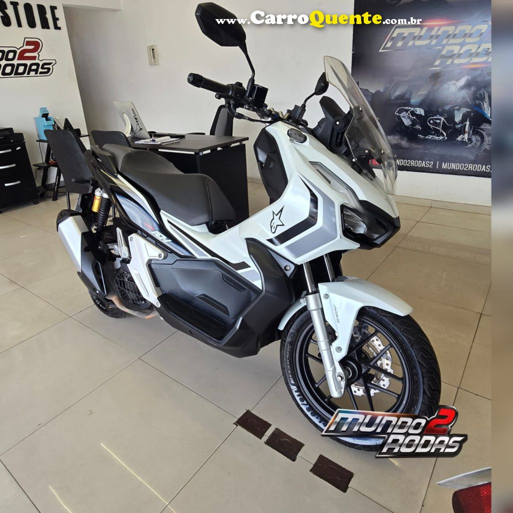 HONDA   ADV 150 (811165-0)   BRANCO 2022 149.0 GASOLINA - Loja