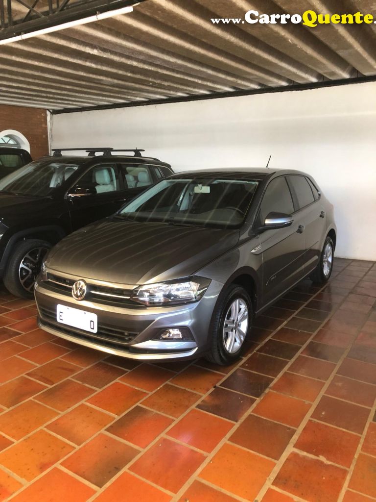VOLKSWAGEN   POLO COMFORT. 200 TSI 1.0 FLEX 12V AUT.   CINZA 2019 1.0 FLEX - Loja