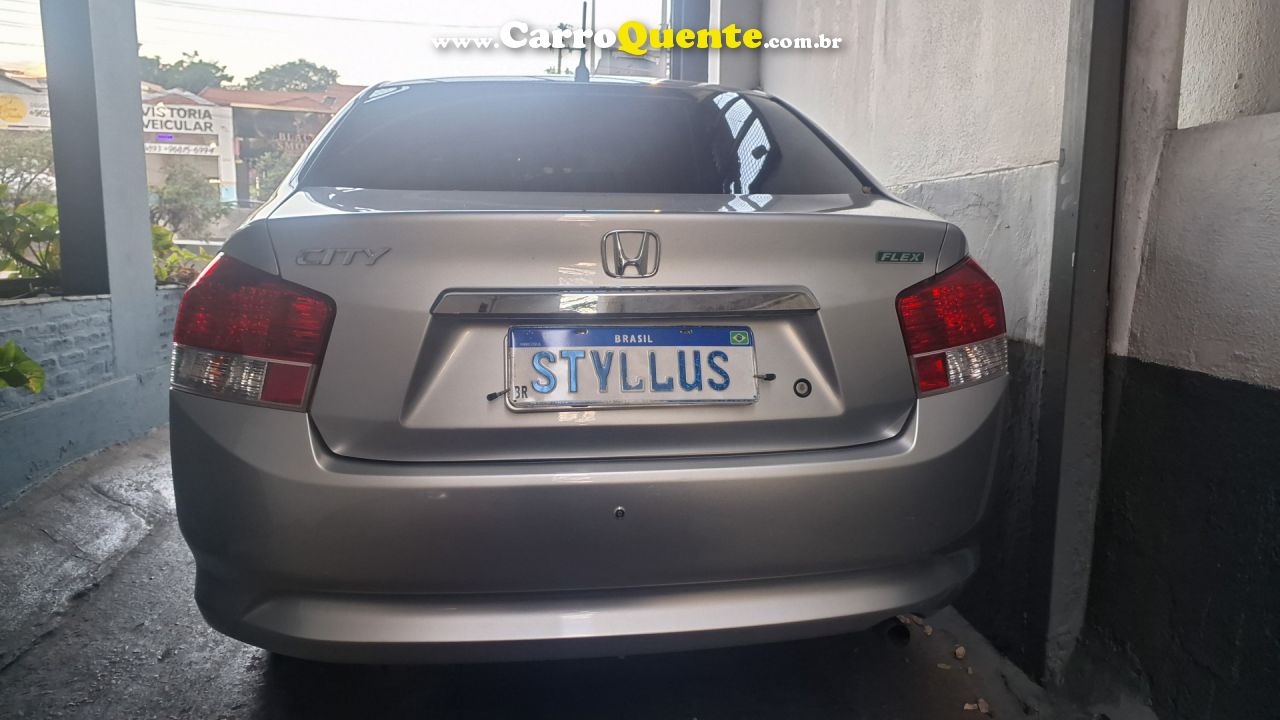 HONDA   CITY SEDAN DX 1.5 FLEX 16V MEC.   PRATA 2012 1.5 FLEX - Loja