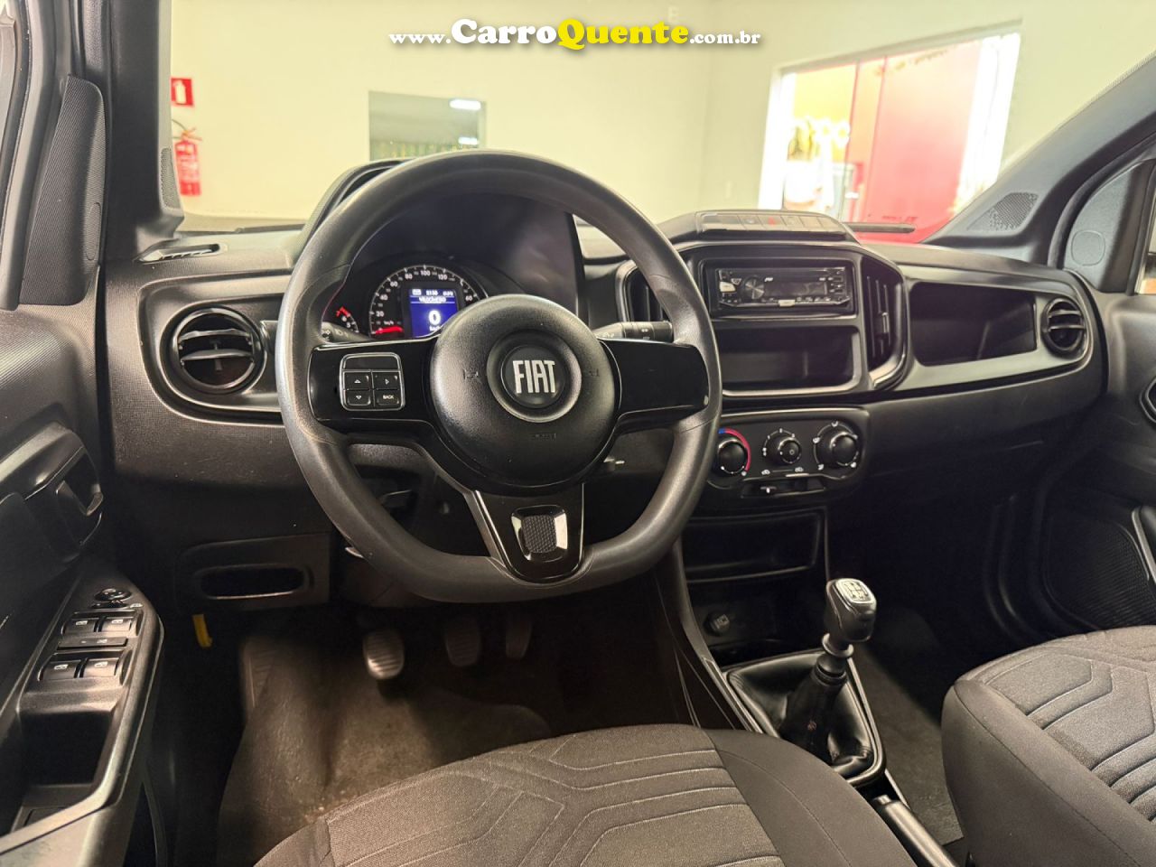 FIAT   STRADA FREEDOM 1.3 FLEX 8V CD   PRATA 2023 1.3 FLEX - Loja