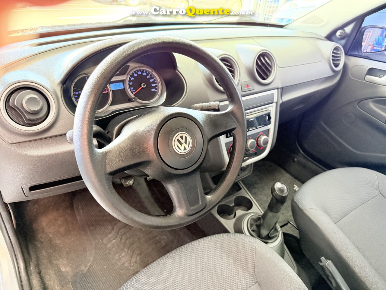 VOLKSWAGEN   GOL CITY (TREND)TITAN 1.0 T. FLEX 8V 4P   PRATA 2010 1.0 FLEX - Loja