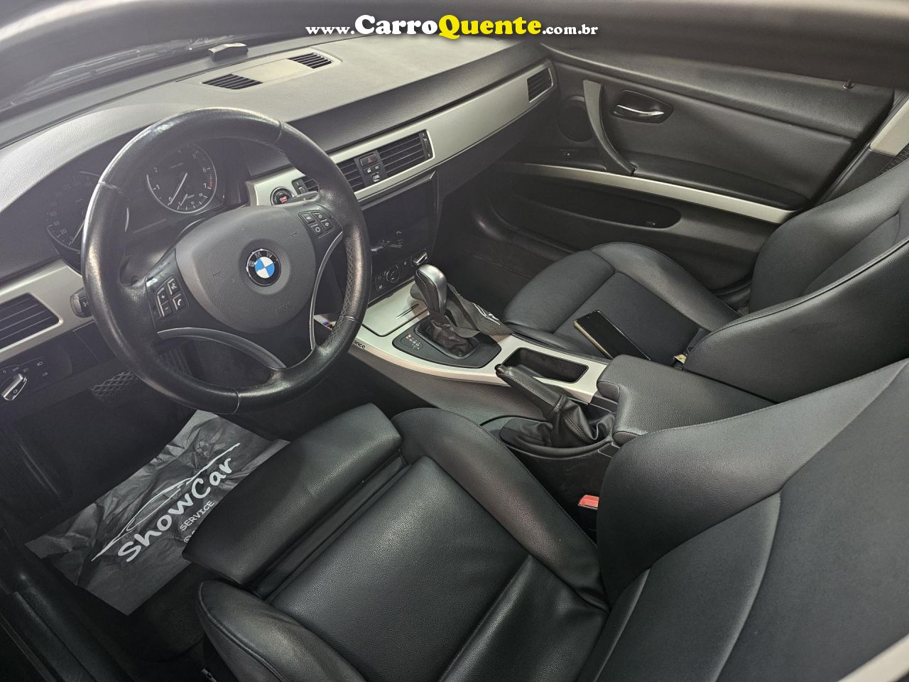 BMW   320IA   PRETO 2011 2.0 GASOLINA - Loja