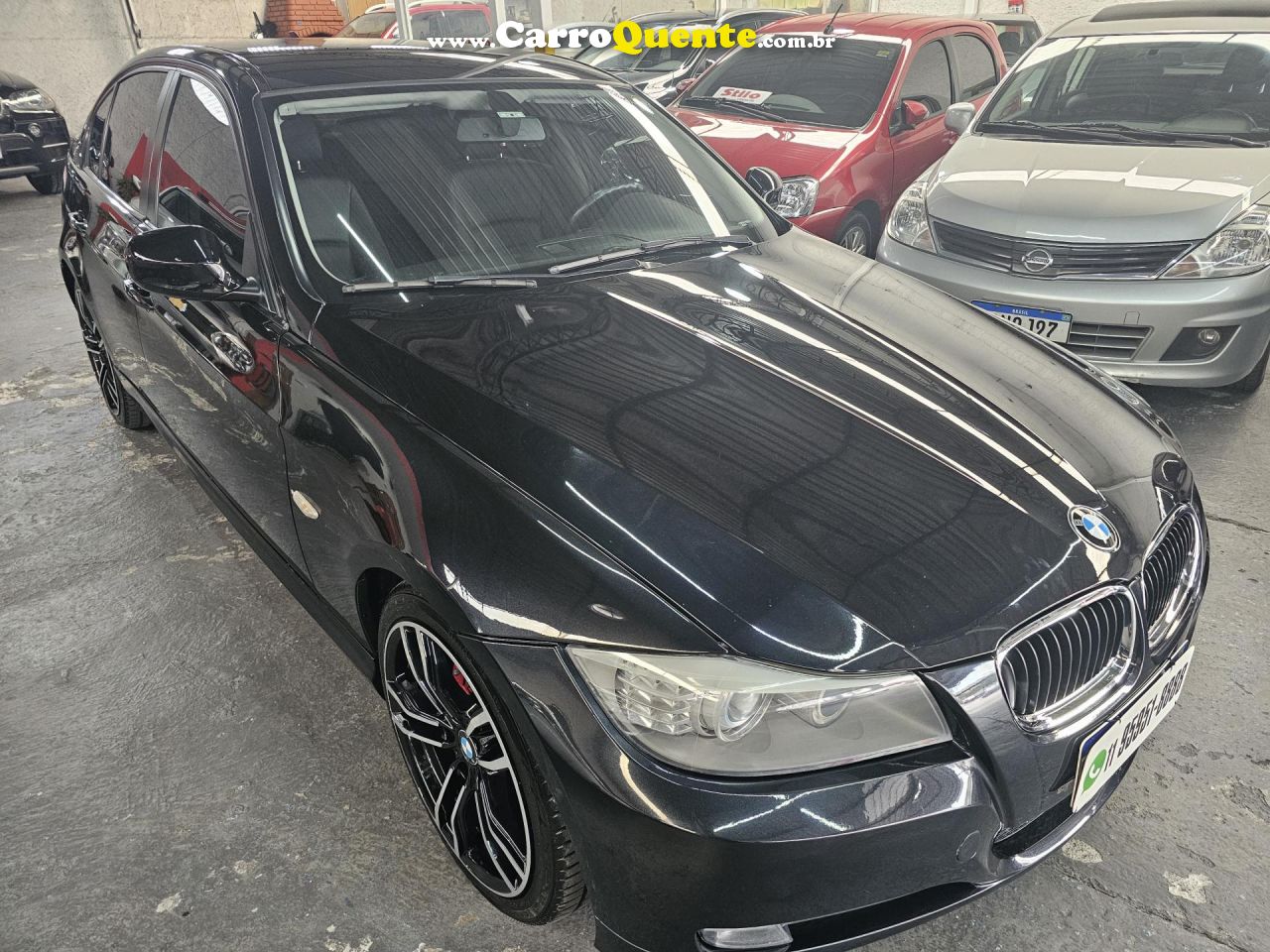 BMW   320IA   PRETO 2011 2.0 GASOLINA - Loja