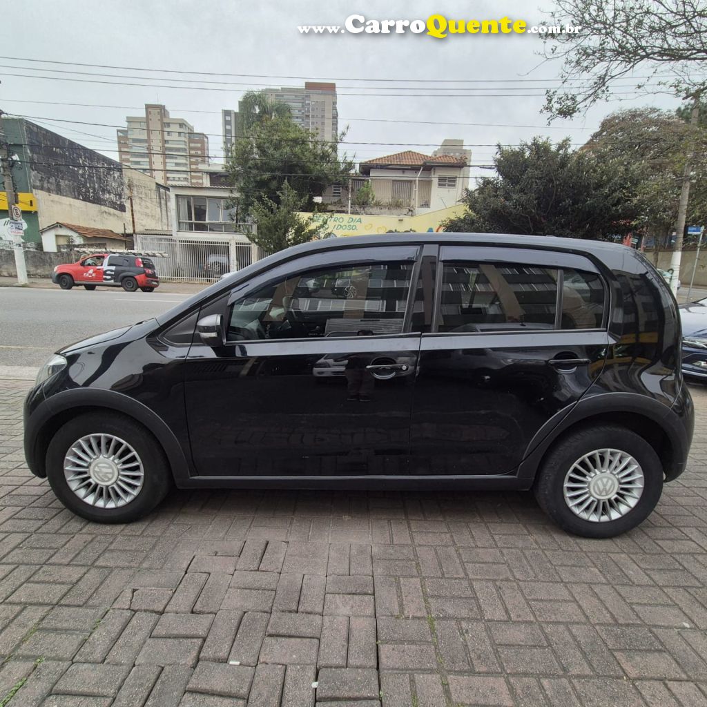 VOLKSWAGEN   UP! TRACK 1.0 TOTAL FLEX 12V 5P   PRETO 2017 1.0 FLEX - Loja