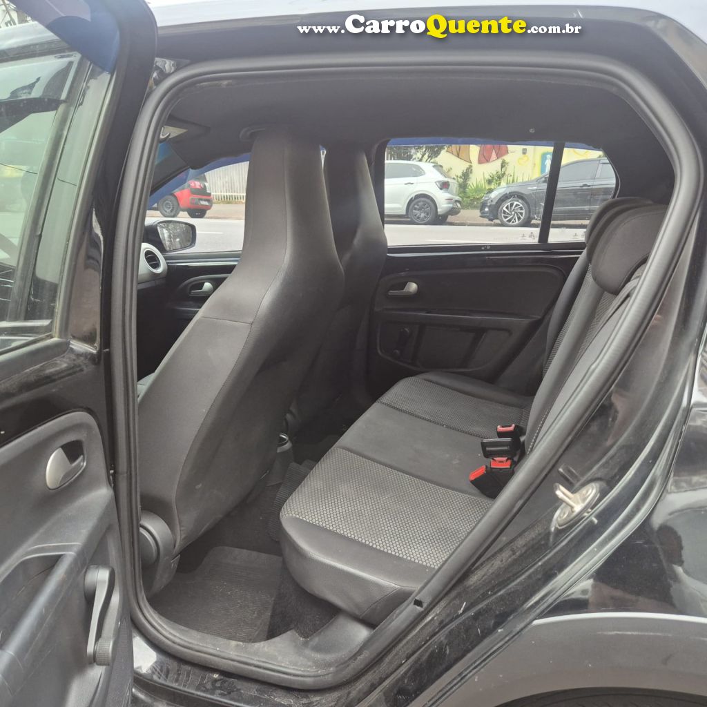VOLKSWAGEN   UP! TRACK 1.0 TOTAL FLEX 12V 5P   PRETO 2017 1.0 FLEX - Loja