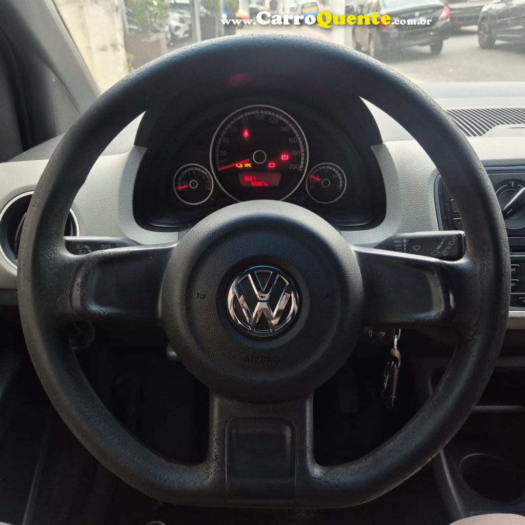 VOLKSWAGEN   UP! TRACK 1.0 TOTAL FLEX 12V 5P   PRETO 2017 1.0 FLEX - Loja