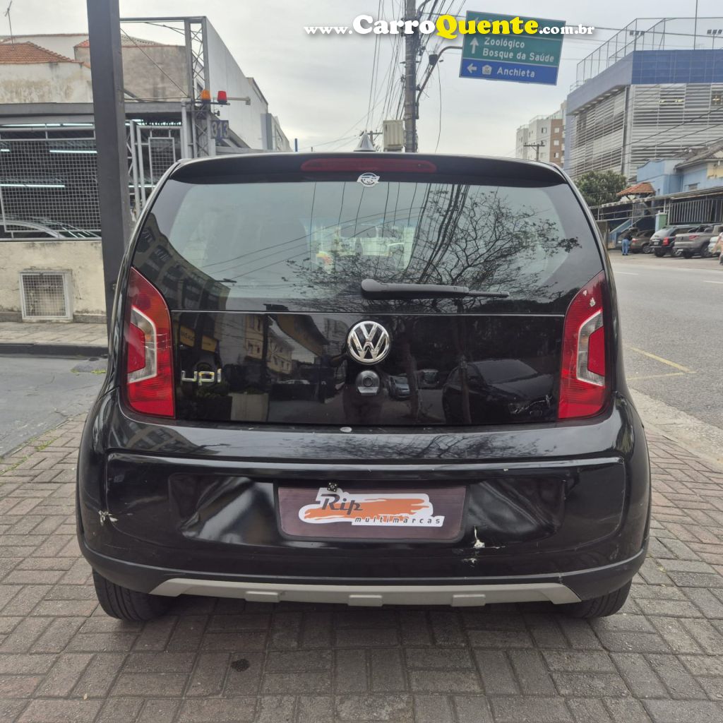 VOLKSWAGEN   UP! TRACK 1.0 TOTAL FLEX 12V 5P   PRETO 2017 1.0 FLEX - Loja