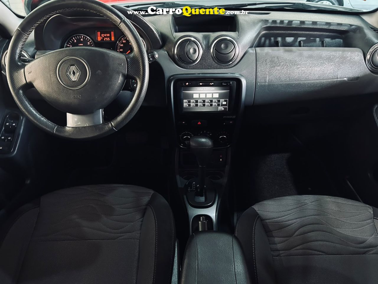 RENAULT   DUSTER DYNAMIQUE 2.0 FLEX 16V AUT.   BRANCO 2015 2.0 FLEX - Loja