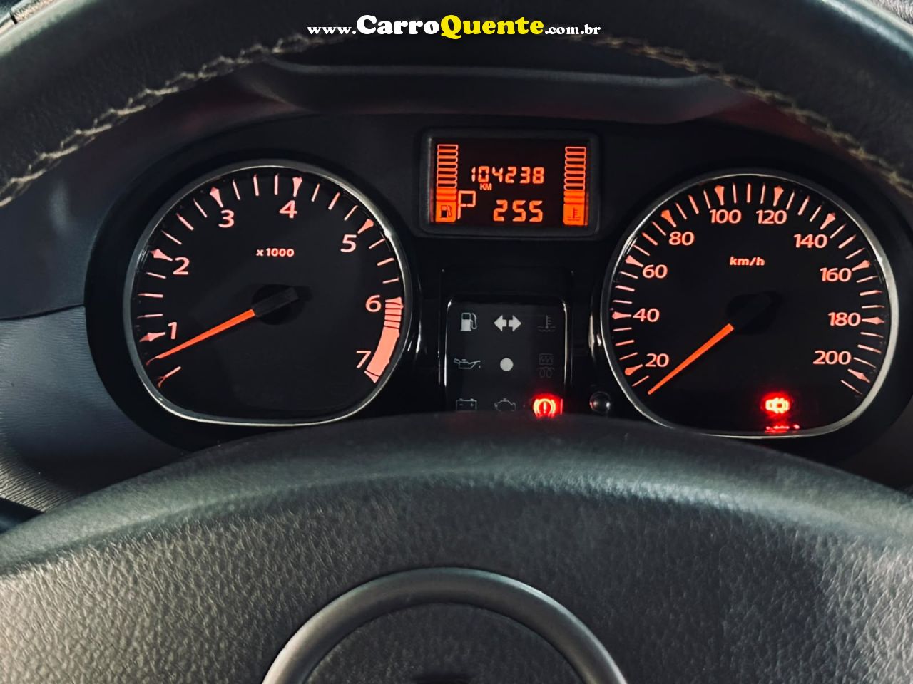 RENAULT   DUSTER DYNAMIQUE 2.0 FLEX 16V AUT.   BRANCO 2015 2.0 FLEX - Loja