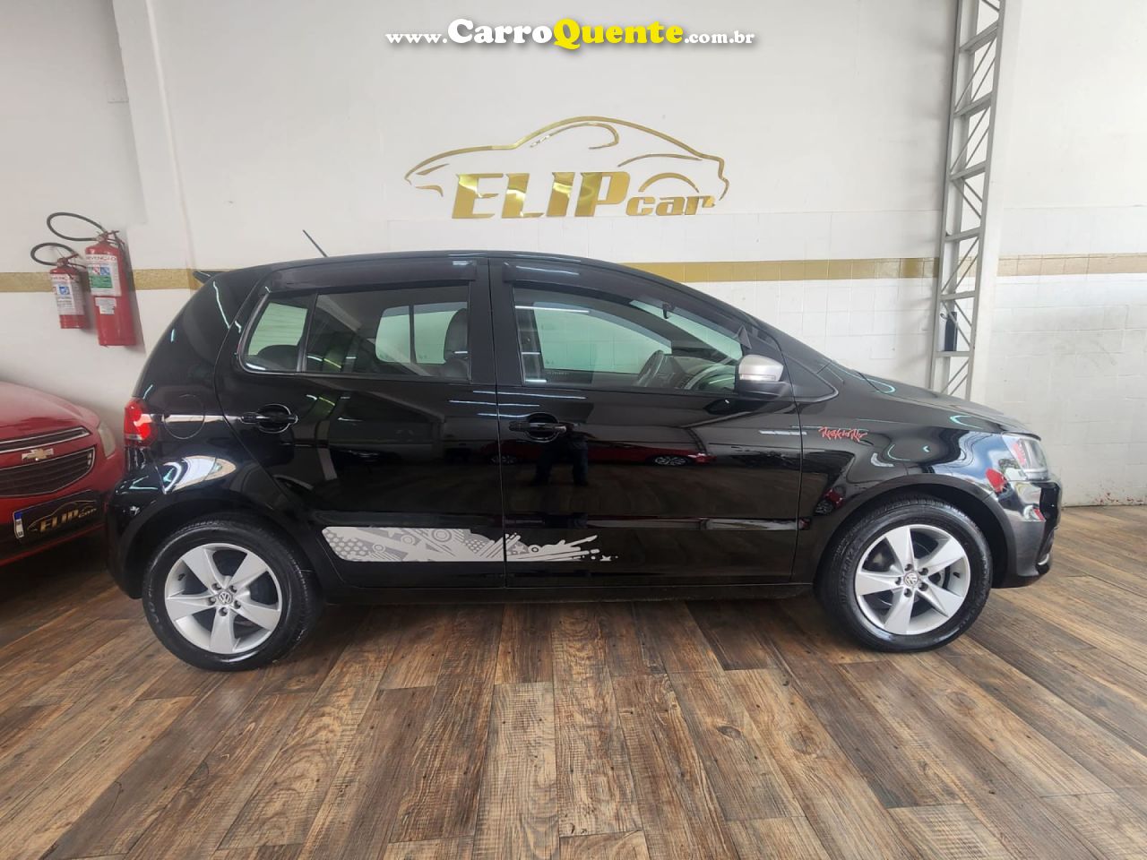 VOLKSWAGEN   FOX ROCK IN RIO 1.6 MI TOTAL FLEX 8V 5P   PRETO 2016 1.6 FLEX - Loja