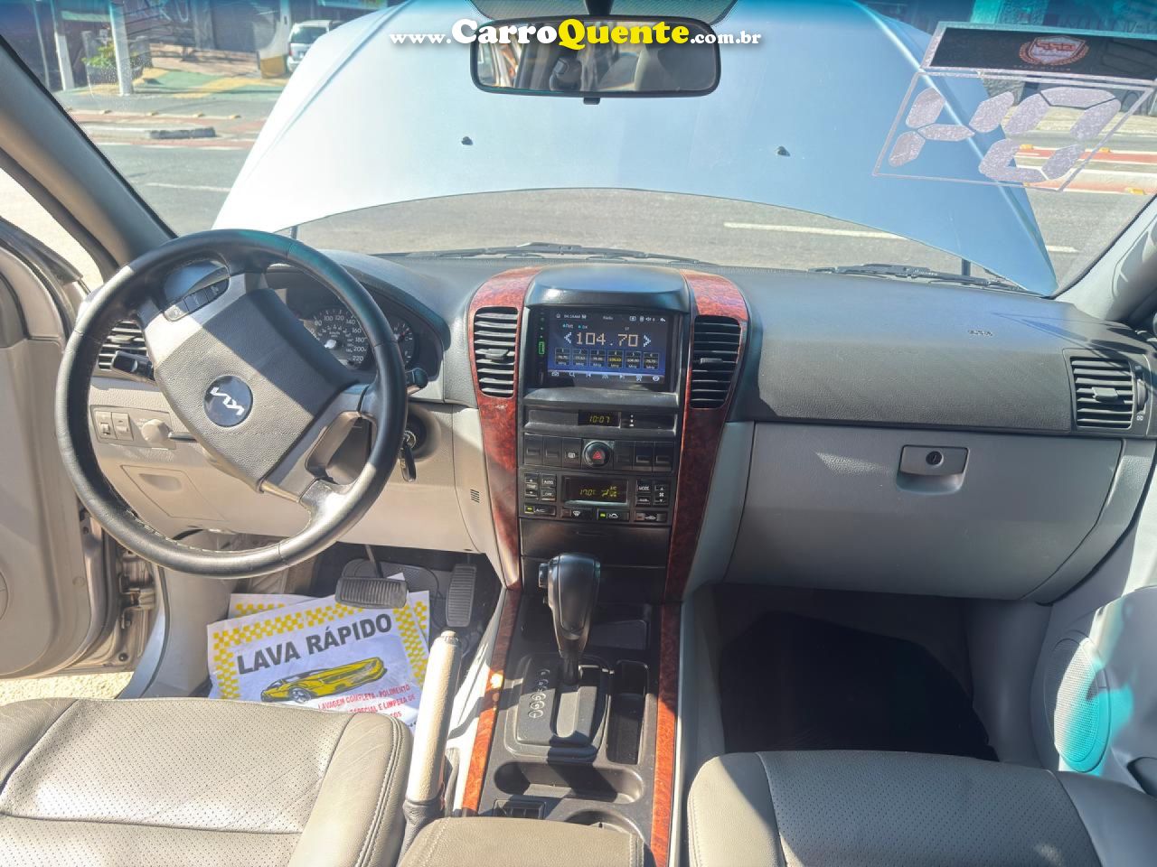 KIA   SORENTO EX 3.5 V6 24V 197CV 4X4 AUT.   PRATA 2004 3.5 GASOLINA - Loja