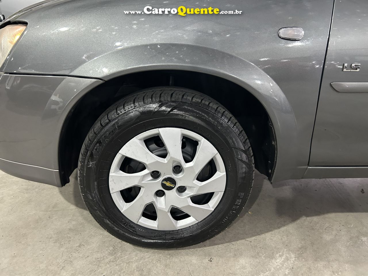 CHEVROLET   CLASSIC LIFELS 1.0 VHC FLEXP. 4P   CINZA 2011 1.0 FLEX - Loja