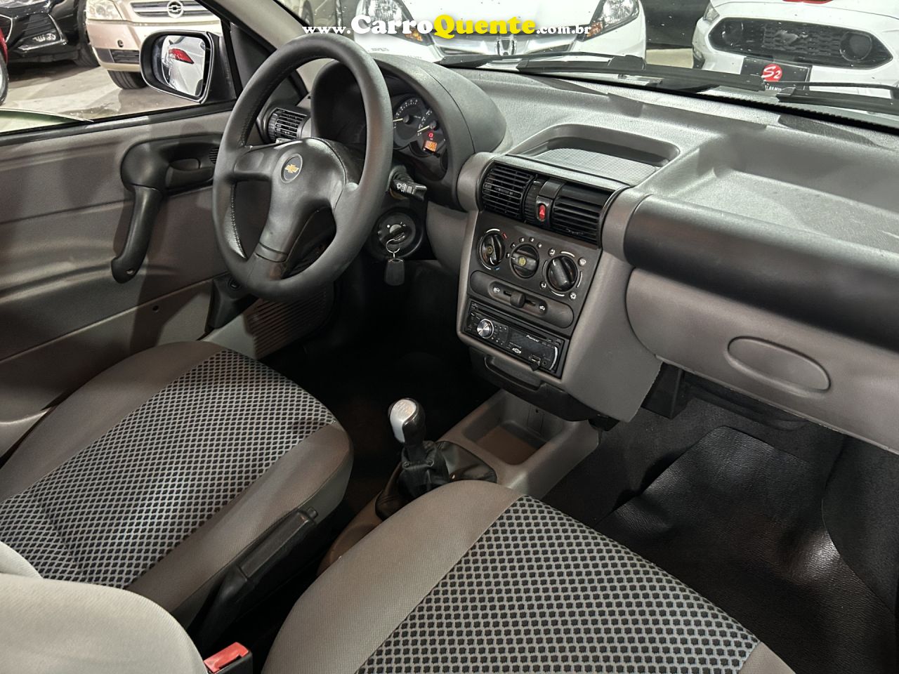 CHEVROLET   CLASSIC LIFELS 1.0 VHC FLEXP. 4P   CINZA 2011 1.0 FLEX - Loja