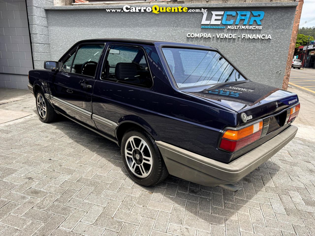 VOLKSWAGEN   VOYAGE GL SPECIAL 1.6 1.8   AZUL 1994 1.8 GASOLINA - Loja