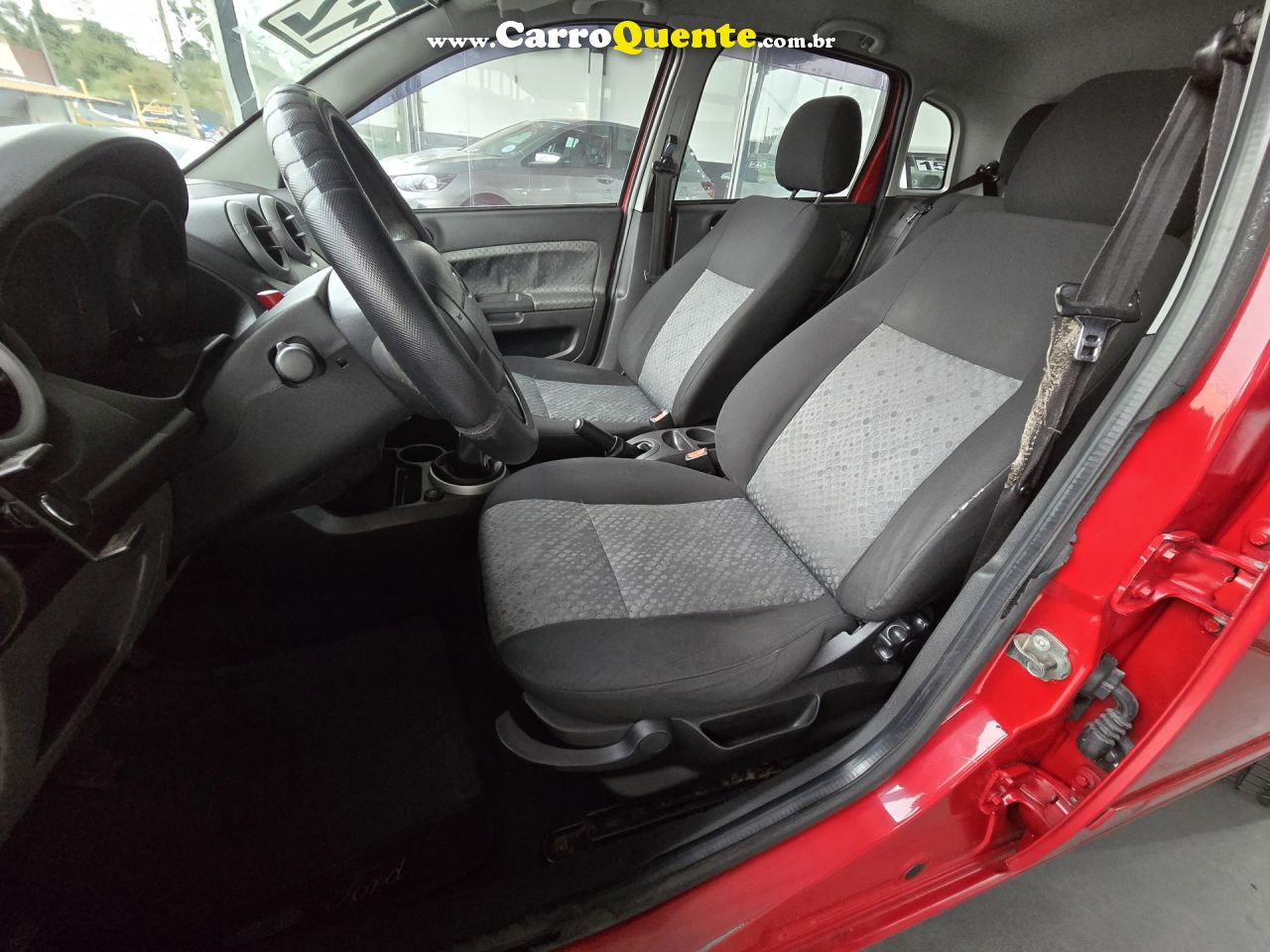 FORD   FIESTA 1.6 8V FLEXCLASS 1.6 8V FLEX 5P   VERMELHO 2012 1.6 FLEX - Loja