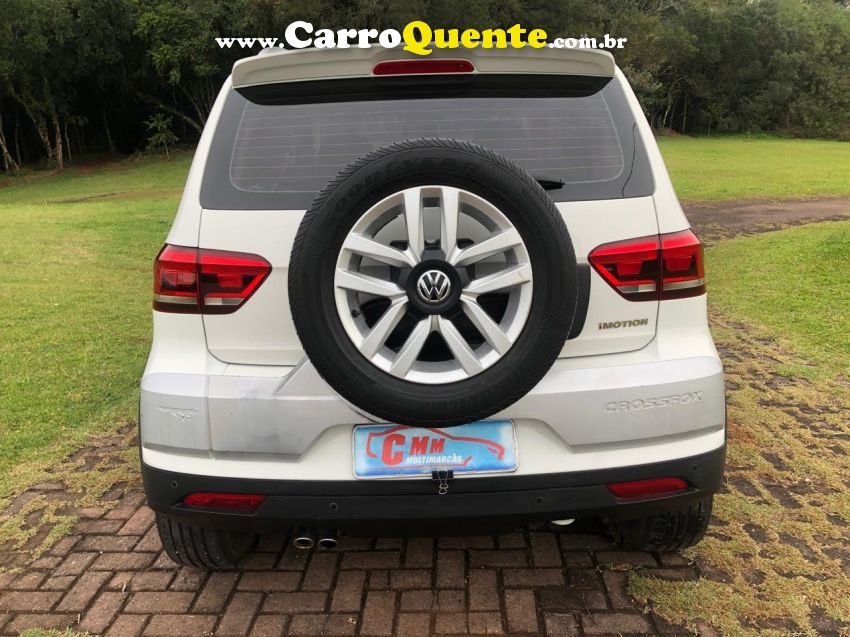 Volkswagen CROSSFOX 1.6 MSI FLEX 16V 4P AUTOMATIZADO - Loja